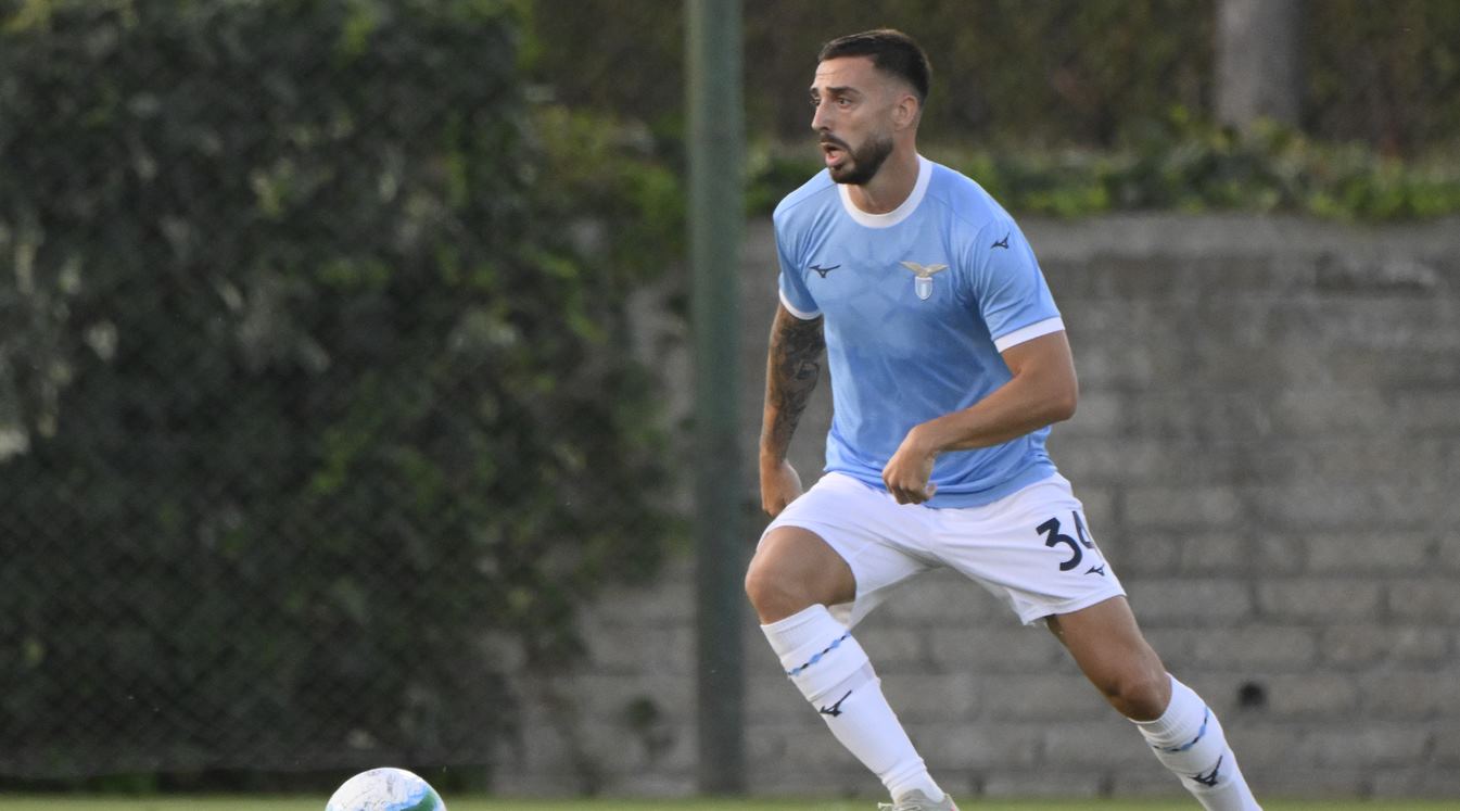 Aston Villa Masuk Perburuan Transfer Mario Gila, Saingi Rival Premier League