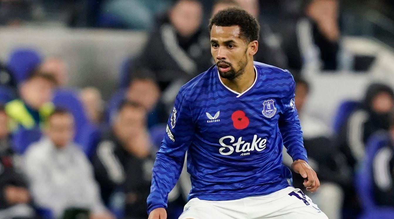 Manchester United Terdepan Dapatkan Bintang The Toffees Iliman Ndiaye