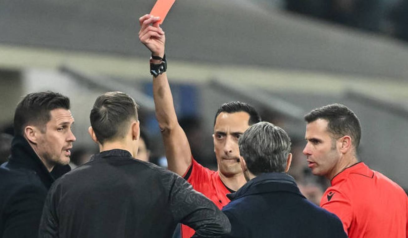 Kartu Merah di Bangku Cadangan! Nico Schlotterbeck Pertanyakan Keputusan Wasit Saat Borussia Dortmund Tersingkir dari Liga Champions
