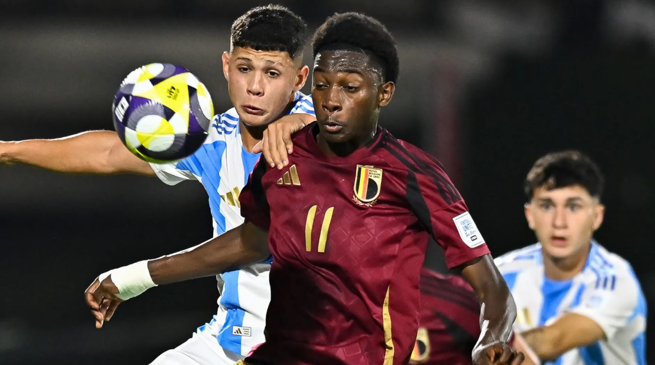 Siapa Sih Jesse Bisiwu? Kecepatan dan Skill Gila Winger Muda Yang Diincar Barcelona