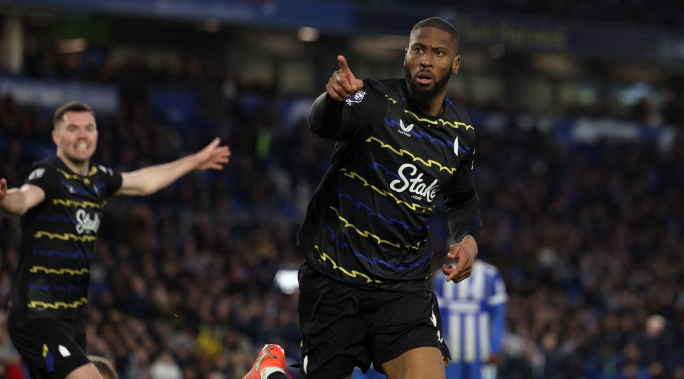 Bertahan, Sabar Lalu Menyambar! Everton Selamat di Detik Terakhir dari Tekanan The Seagulls