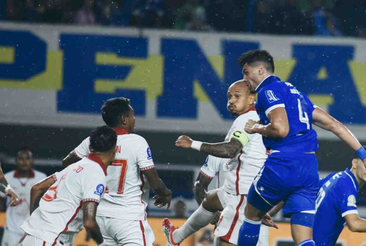 Hasil Persib Bandung vs Malut United Skor 2-0: Skuad Maung Melaju di Puncak Klasemen