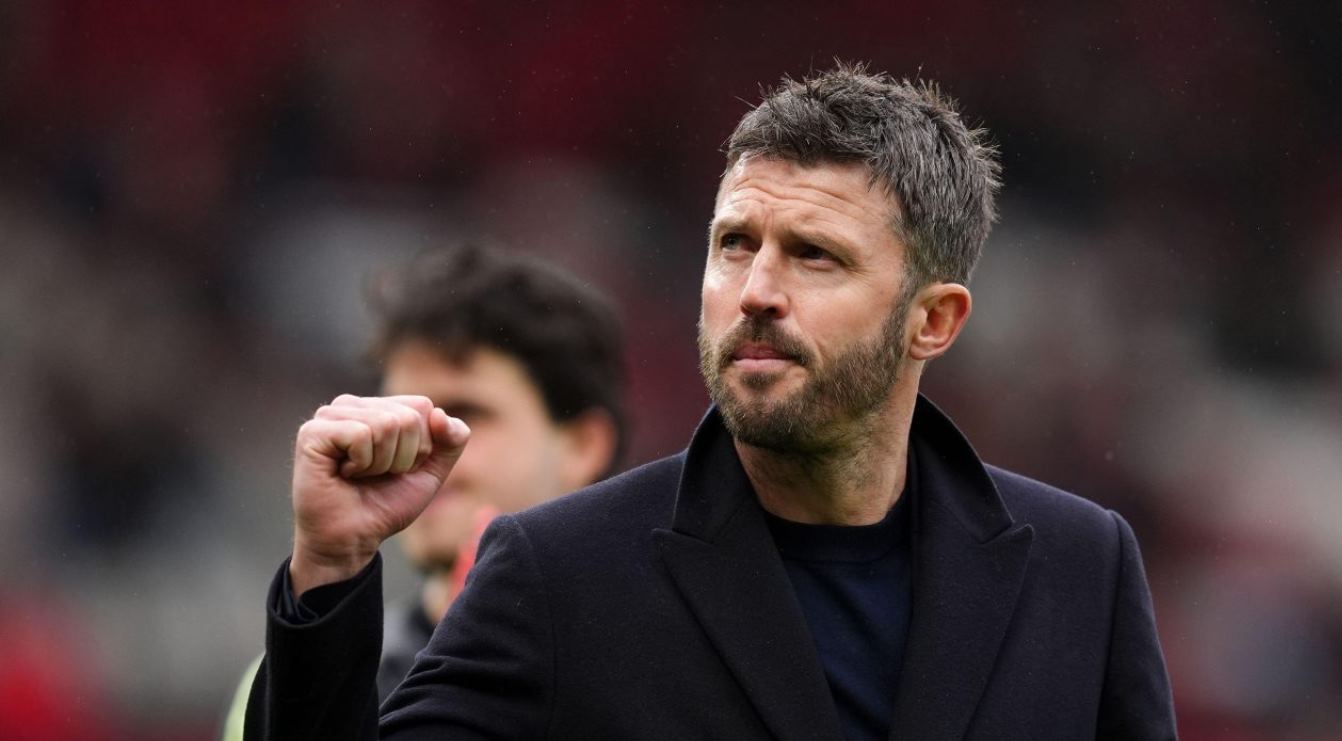 Kenapa Harus Luis Enrique? Manchester United Lebih Baik Permanenkan Michael Carrick