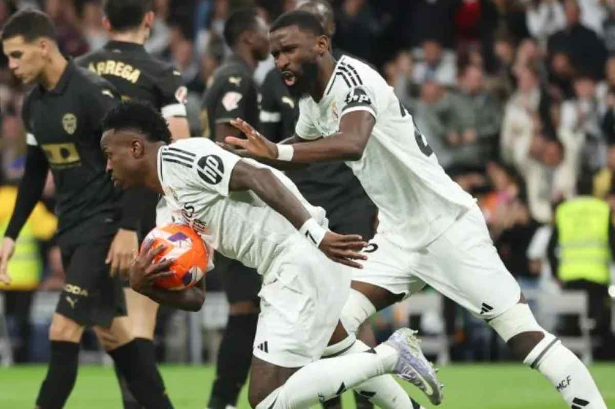 Real Madrid Berpeluang Pertahankan Antonio Rudiger Setelah Musim Ini Berakhir