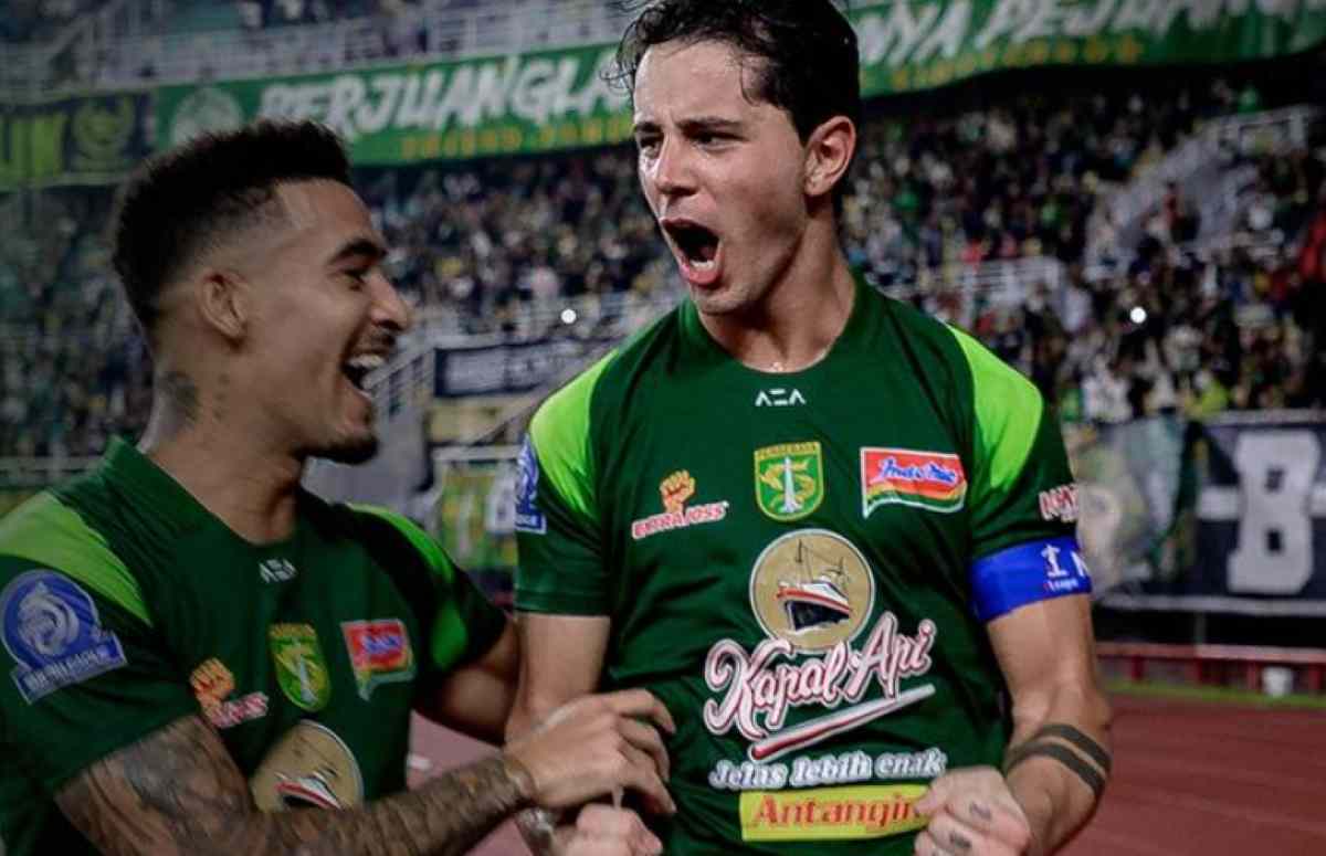 Hasil Persebaya vs Persib Skor 2-2: Sengit! Bajul Ijo Paksa Skuad Maung Berbagi Poin